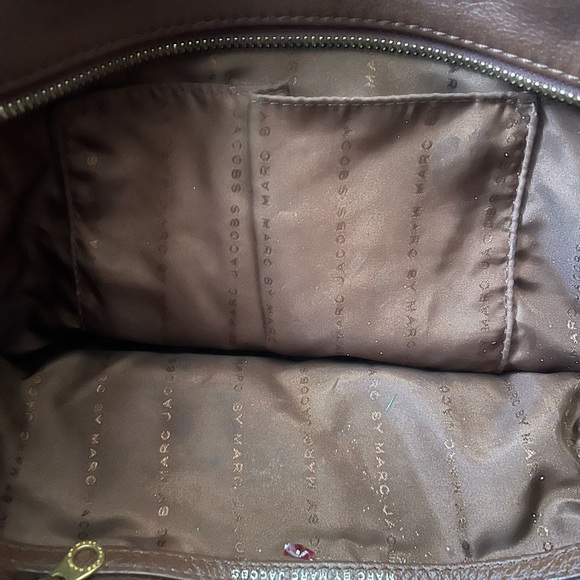 Marc Jacobs brown bag. Full leather Crossbody strap included - Picture 2 of 4